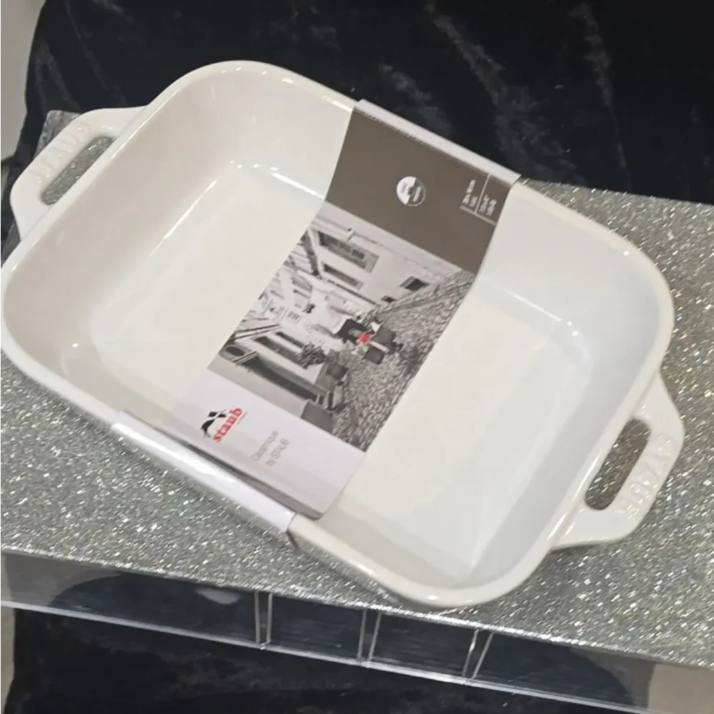 Staub Rectangular 1.05QT Ceramic‎ Baking Dish- White